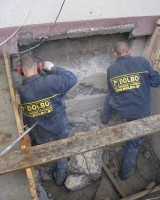 where-pix/workers2.jpg